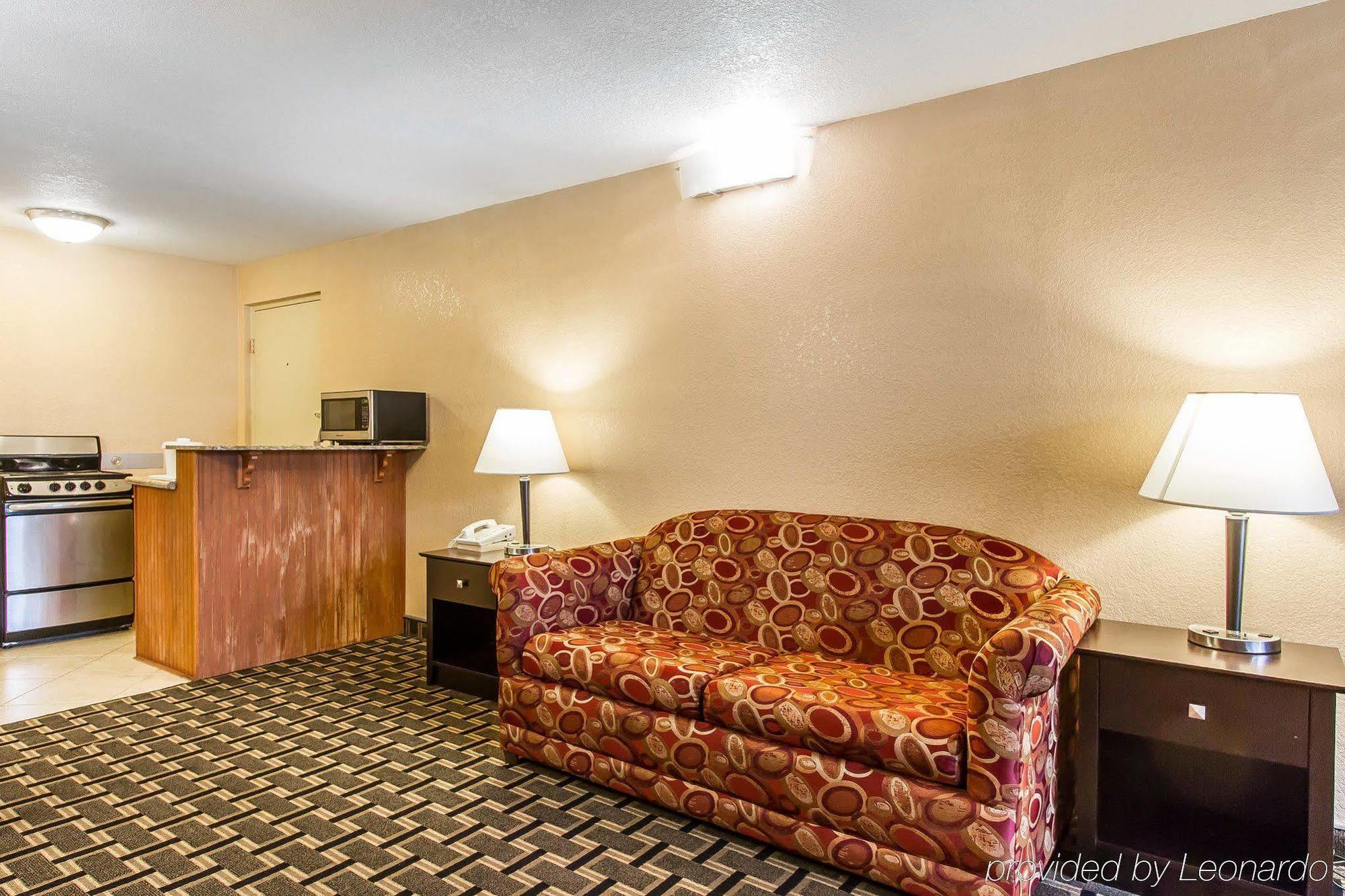 Quality Inn Ada Near University מראה חיצוני תמונה