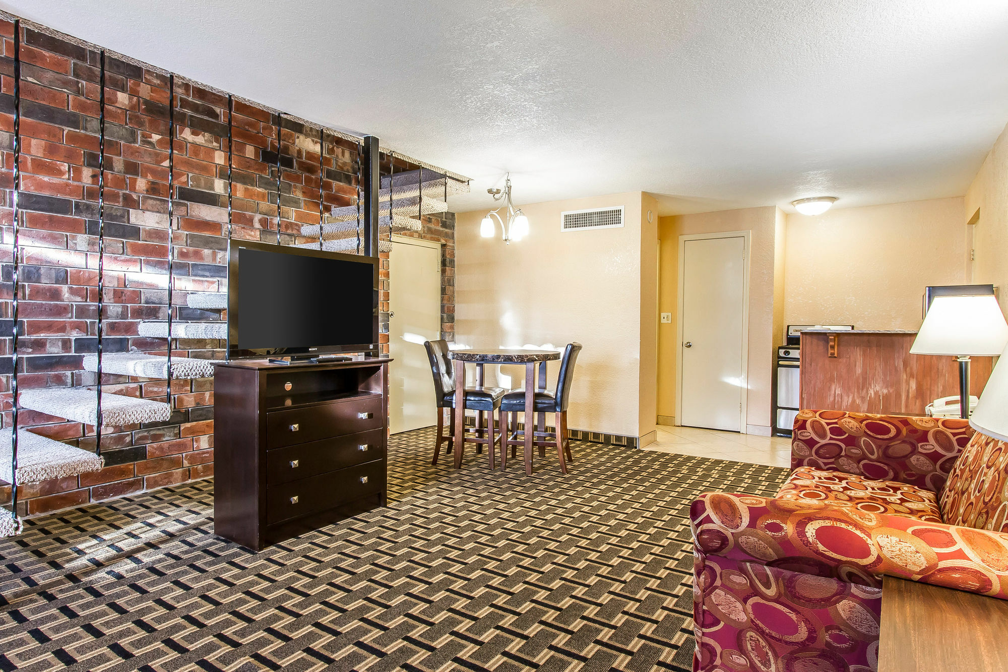 Quality Inn Ada Near University מראה חיצוני תמונה